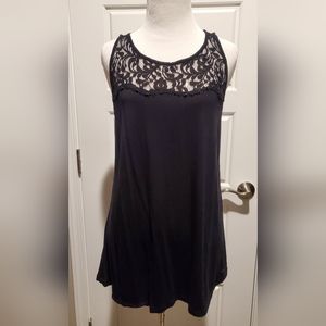 Old Navy black lace top tank